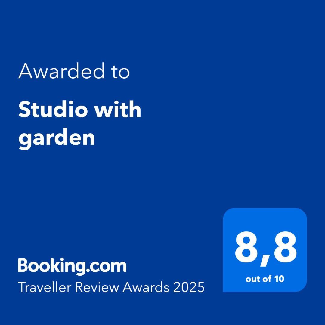Studio With Garden Arona  Bagian luar foto